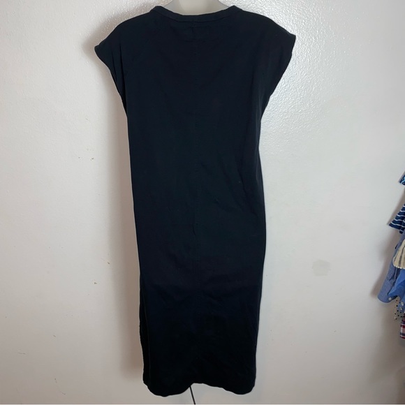 Everlane Japanese GoWeave Cacoon dress in black - Picture 7 of 9